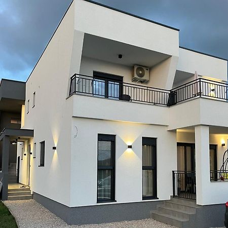 Lana Apartmani 巴尔 外观 照片